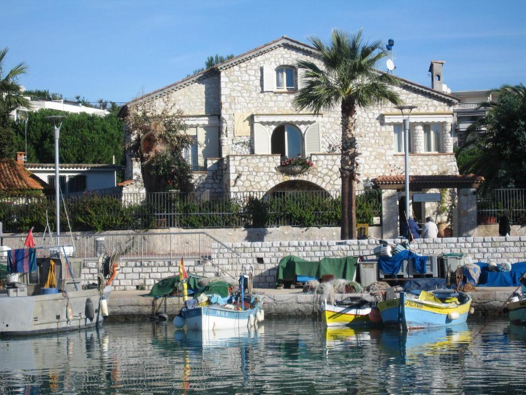 B&B La Locandiera กาญเนอ-ซูร์-แมร์ ภายนอก รูปภาพ